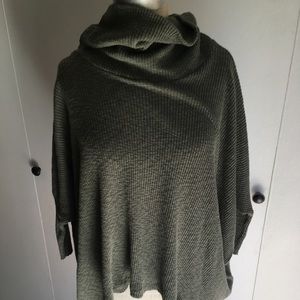 FP beach green sweater shirt size M